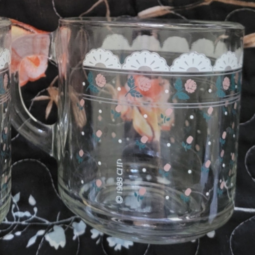 Set of 4 - Vintage Libbey Pink Rose and Lace Glass Mugs